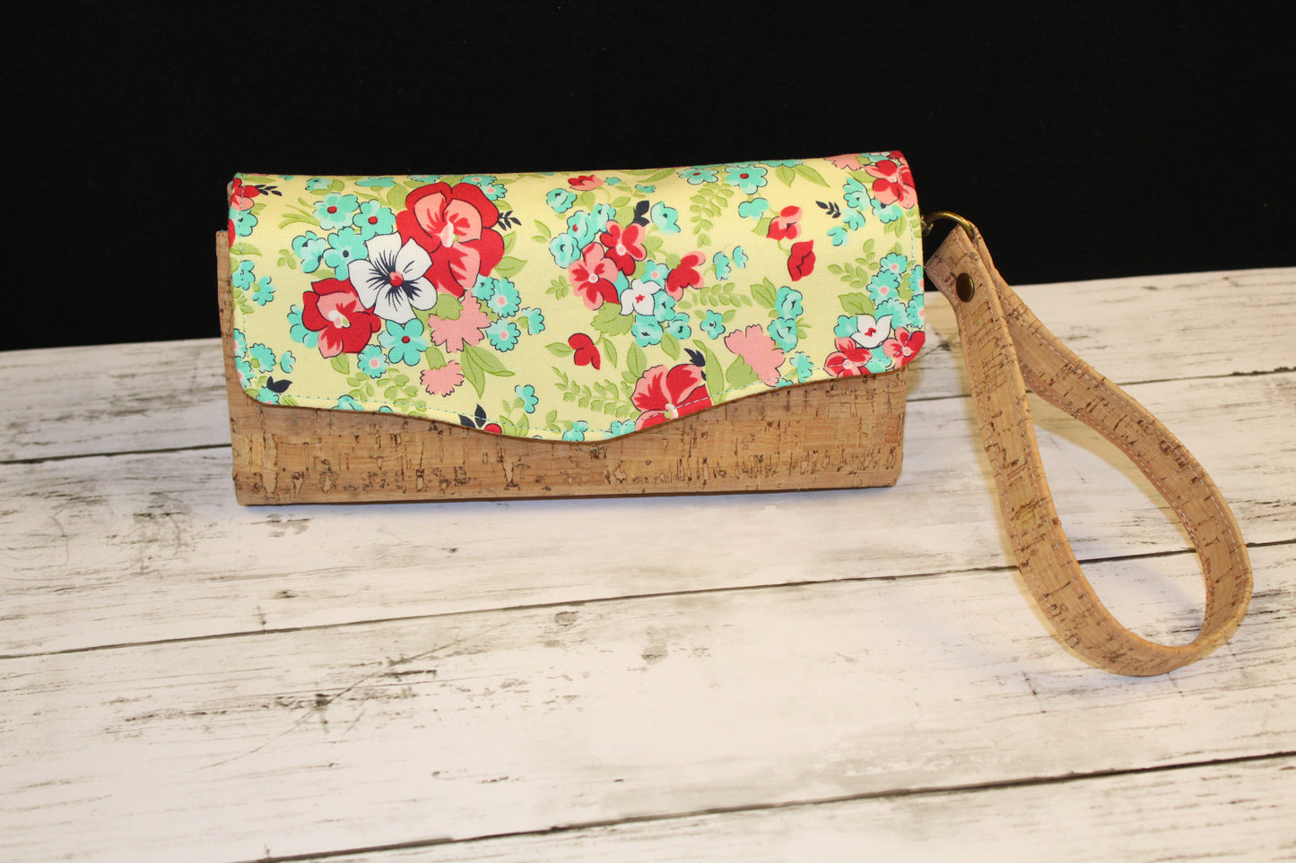 Beautiful Yellow Pansy Floral Women's NCW Wallet Wristlet